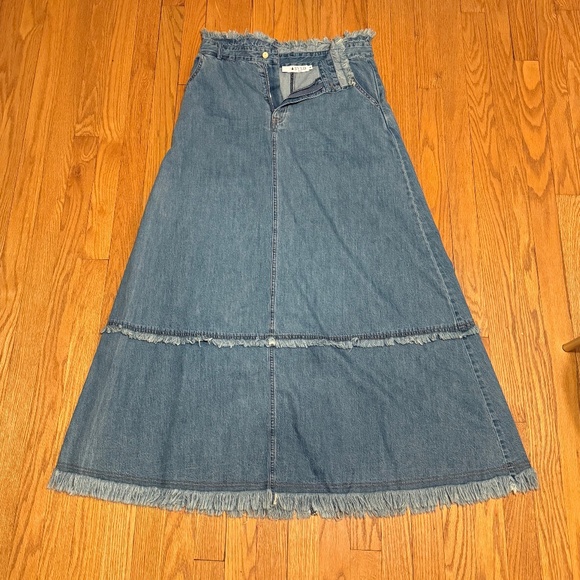 Byrd by Tzippy Denim Fringe Skirt - Picture 4 of 9